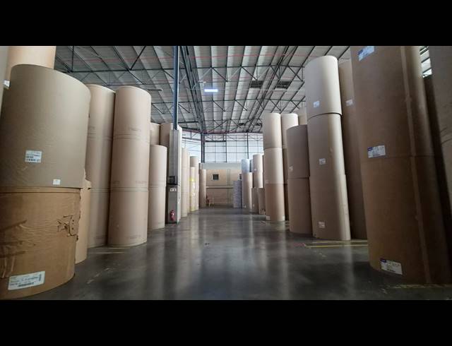 7,740M² WAREHOUSE TO LET IN ISANDO